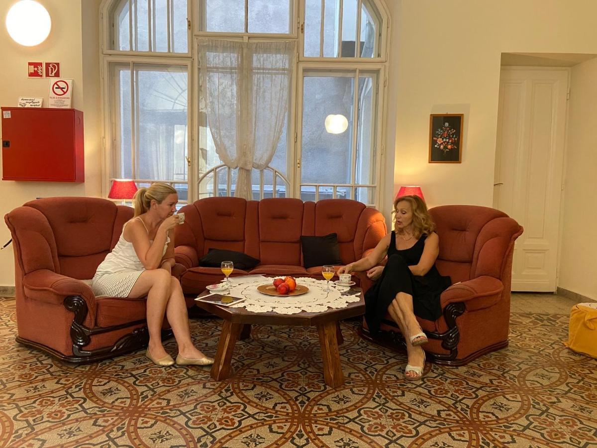 Guest Rest Studio Apartments Budapeşte Dış mekan fotoğraf